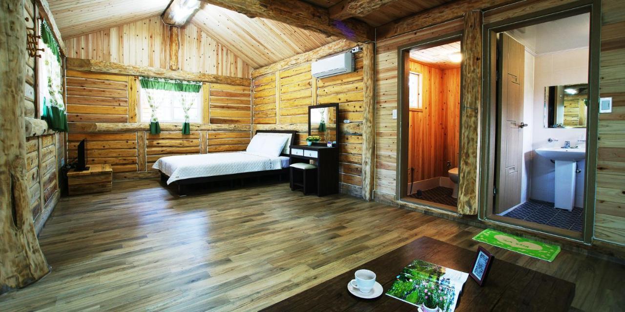 Jeju Joa Log Pension Seogwipo Exterior foto